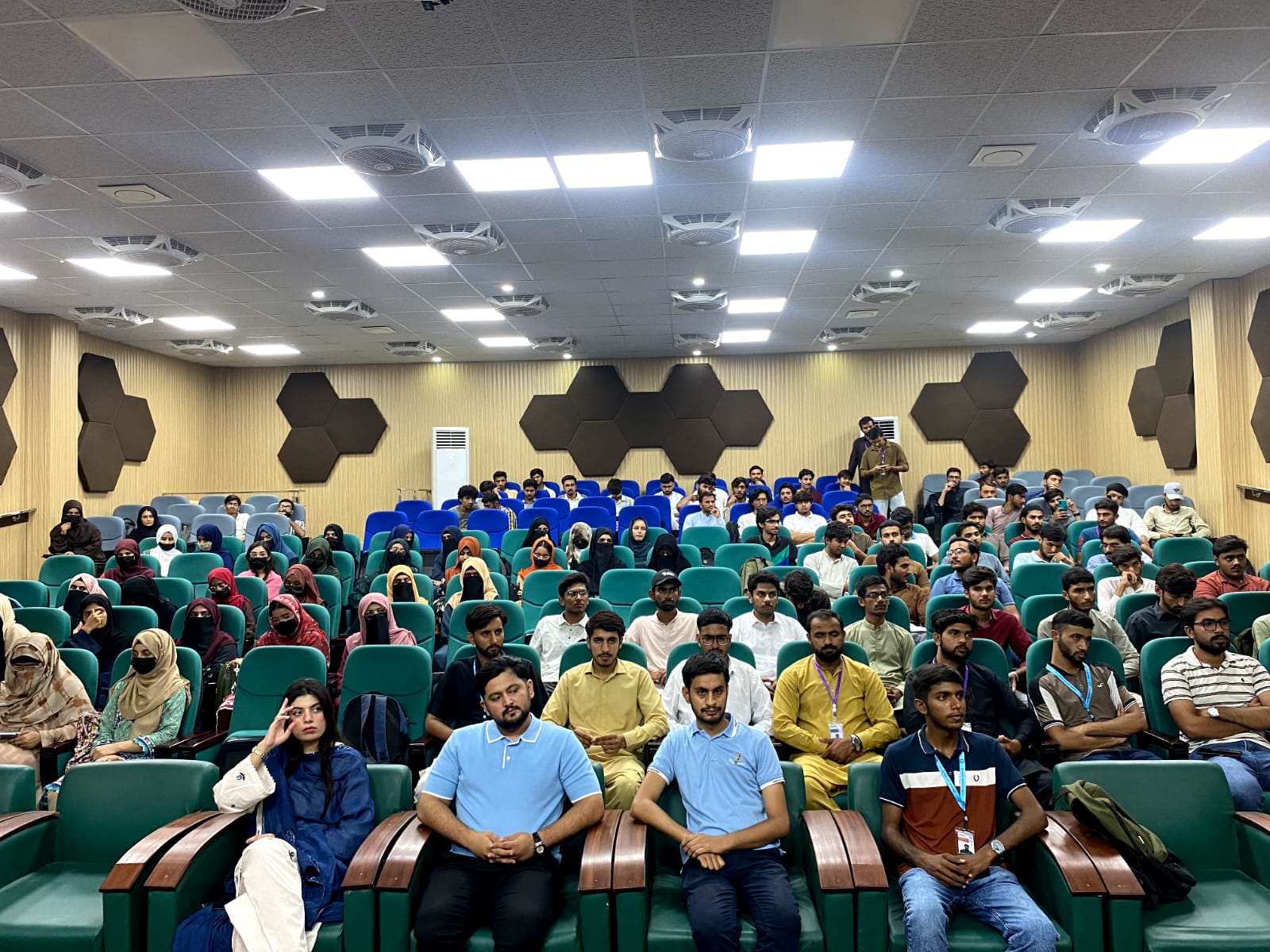 AWS CLOUD CONNECT | CPED BZU MULTAN